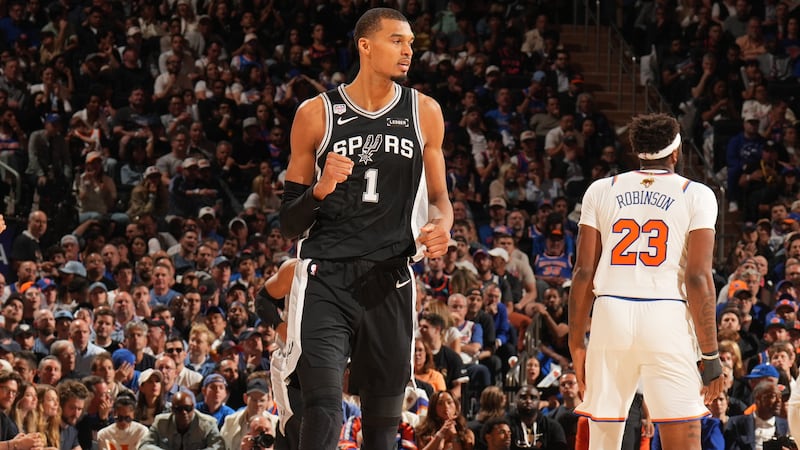 Wembanyama leads Spurs in Game 3 win over Knicks to get back into series
