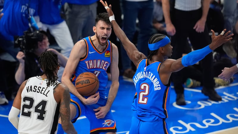Gilgeous-Alexander scores 30, Thunder top Spurs in Game 2 of West finals