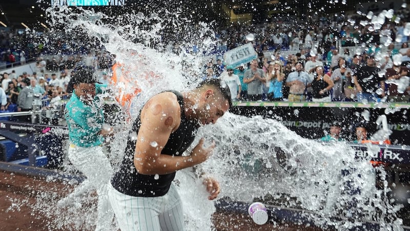 Ramírez’s caps Marlins’ four-run 9th with walk-off homer in win over Dodgers