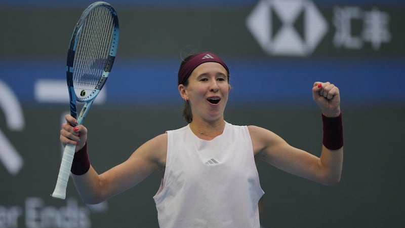 Bartunkova beats Muchova to reach China Open semifinals