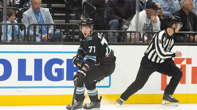 Bruins acquire F Peterka from Mammoth for two first-round picks