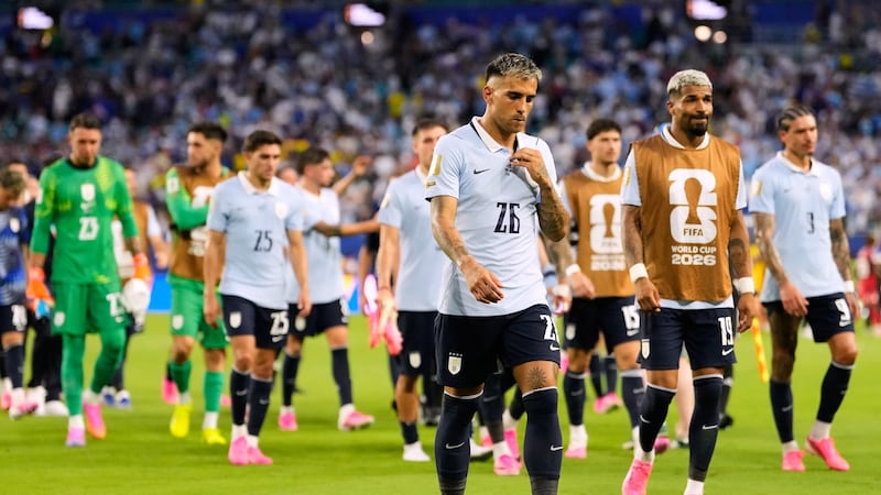 Uruguay struggles in first two matches as Suárez watches from the stands