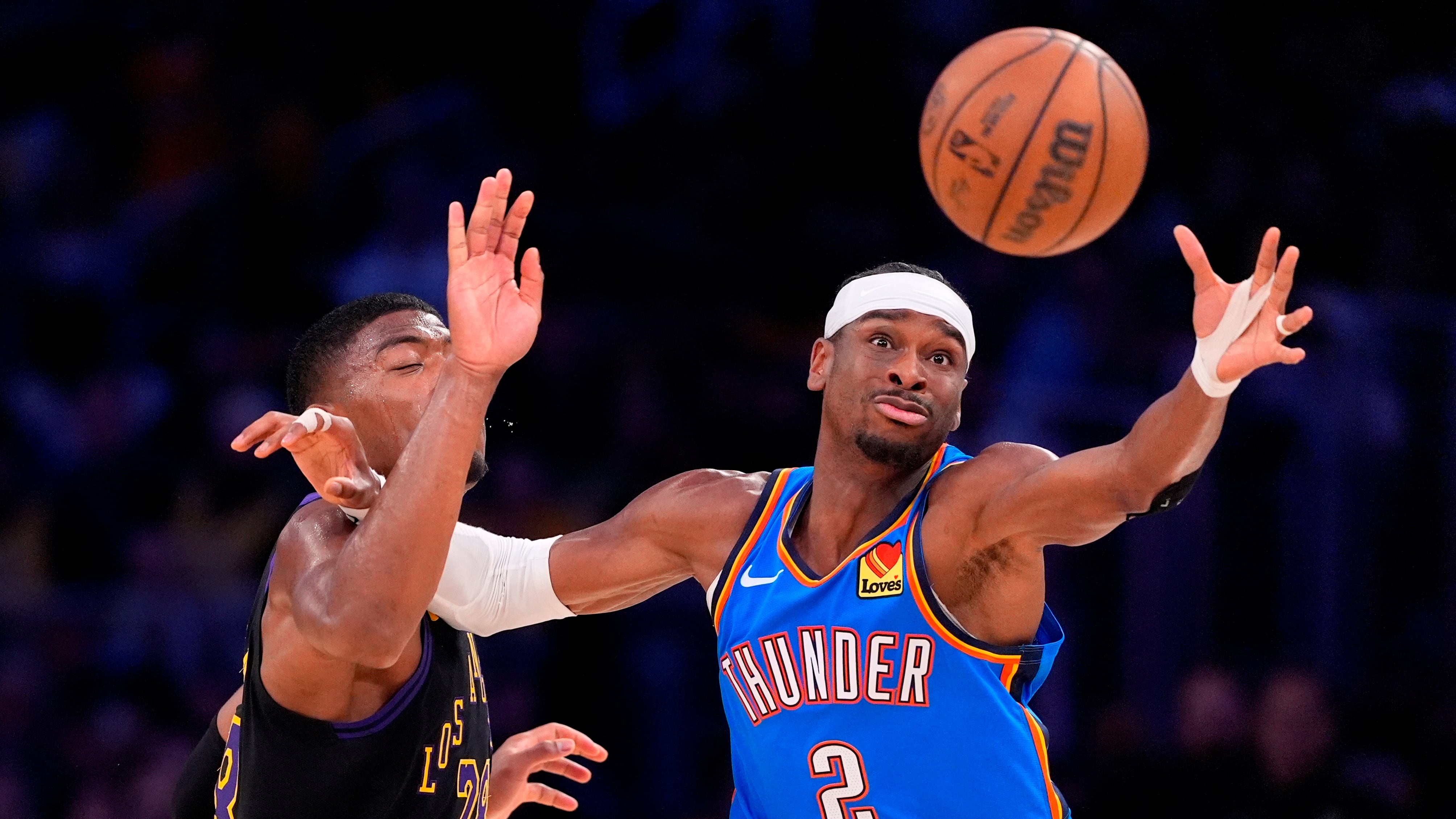 Shai Gilgeous-Alexander during Thunder playoff win over Lakers