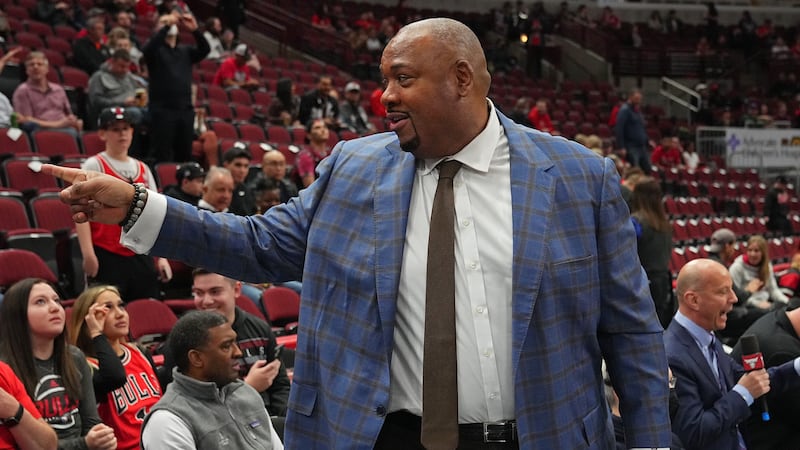 King, three-time NBA champion with Bulls, beloved broadcaster, dies at 59