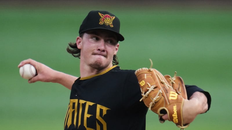 Lowe, Flores homer to power Pirates over slumping Red Sox