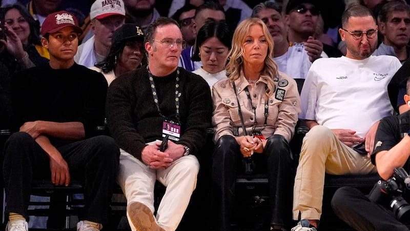 Buss siblings' filing challenges Jeanie's petition to oust them as trustees