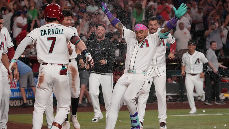 Marte hits walkoff homer as Diamondbacks rally after scary collision to beat Dodgers