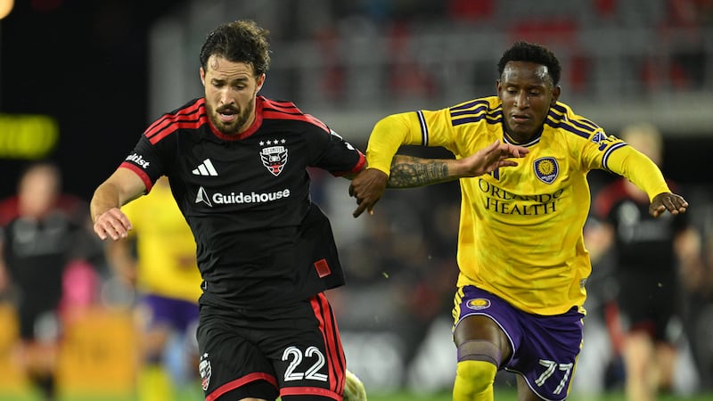 Munteanu, Rowles both score late to rally D.C. United to victory over Orlando City
