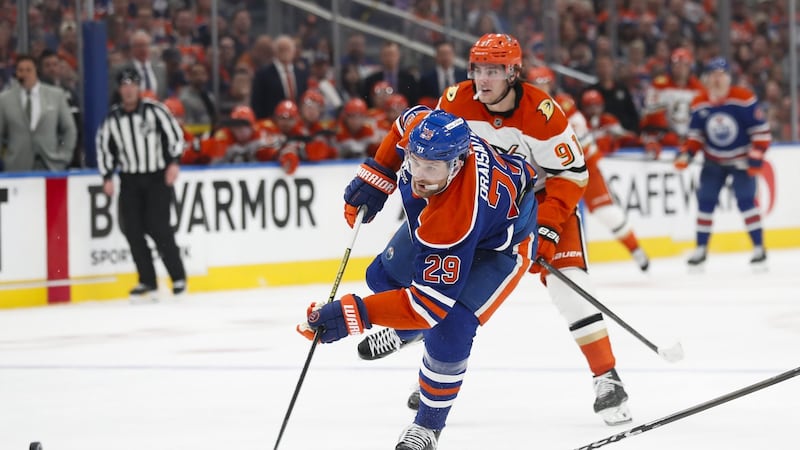 Draisaitl contributes two assists in return to Oilers’ lineup for playoffs