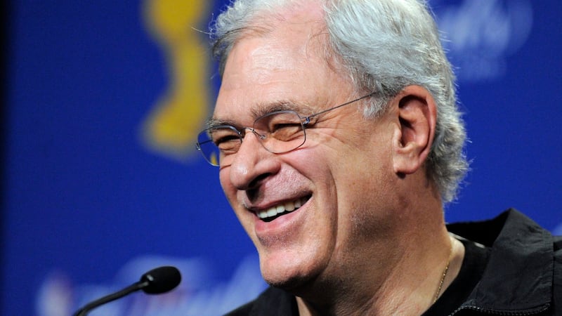 Lakers to unveil statue of Hall of Fame coach Jackson