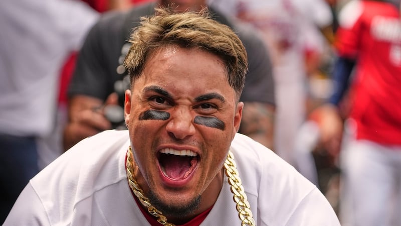 Torres homers, Walker hits RBI double as Cardinals rally past crumbling Reds for series sweep