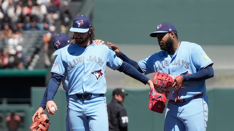 Cease loses no-hit bid in ninth as Blue Jays beat Giants
