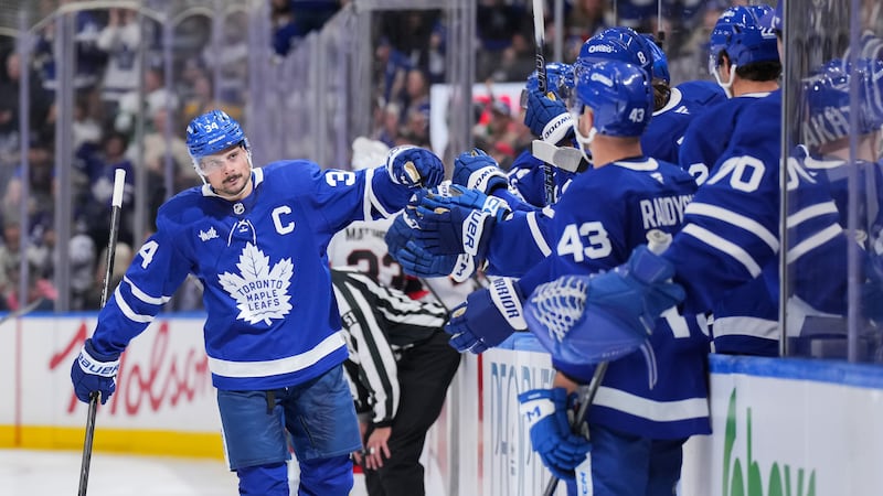Leafs heading to Arizona for team-bonding trip