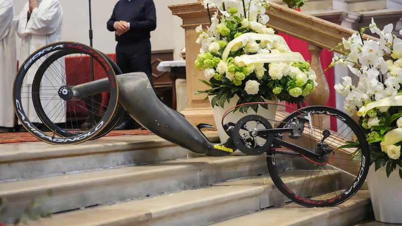 Thousands at funeral for Italian auto champ and Paralympic gold medalist Zanardi
