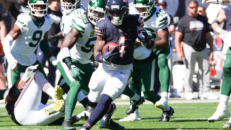 Bears RB Swift laments early fumble issues: ‘That ain’t me’