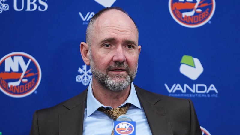 Islanders will get the full effect of DeBoer in his first camp as their coach