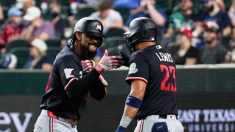 Bell hits three-run homer, Buxton hits No. 23 as Twins beat Rangers