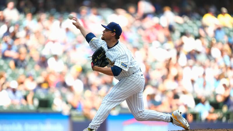 Contreras’ three-run homer gives Brewers walk-off win over Marlins