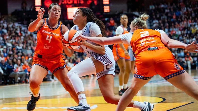 Sun mark franchise's last game in Connecticut with victory, joy