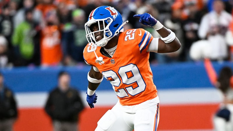 Broncos beat Seahawks in OT with key interception, walk-off FG