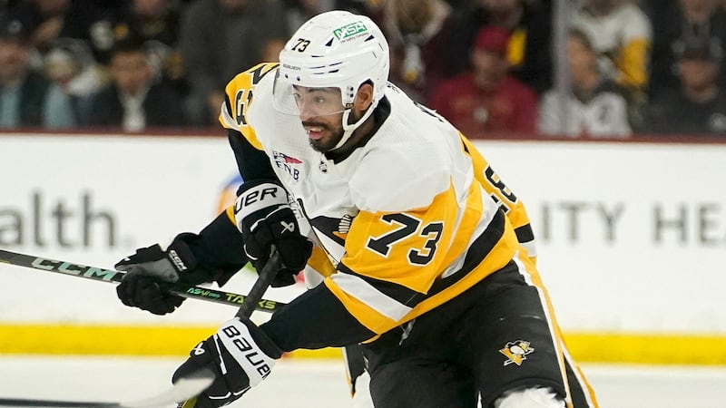 Hurricanes sign P-O Joseph to one-year contract