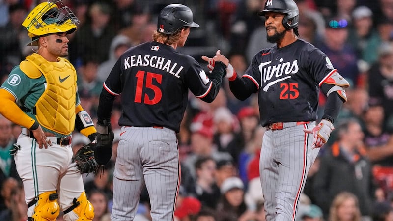Two-run homers by Buxton, Martin help Twins rally to beat Red Sox