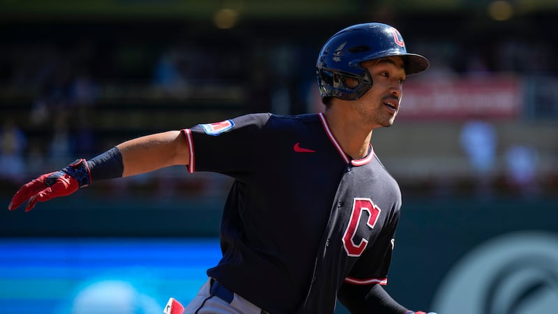 Kwan, Bazzana help Guardians beat Twins, pull within 1/2 game of AL Central-leading White Sox