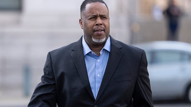 Ex-NBA player Jones first to plead guilty in gambling case