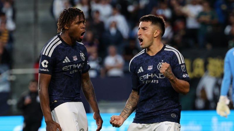 Fernandez, Ojeda and Jones each score a goal, NYCFC beat Fire