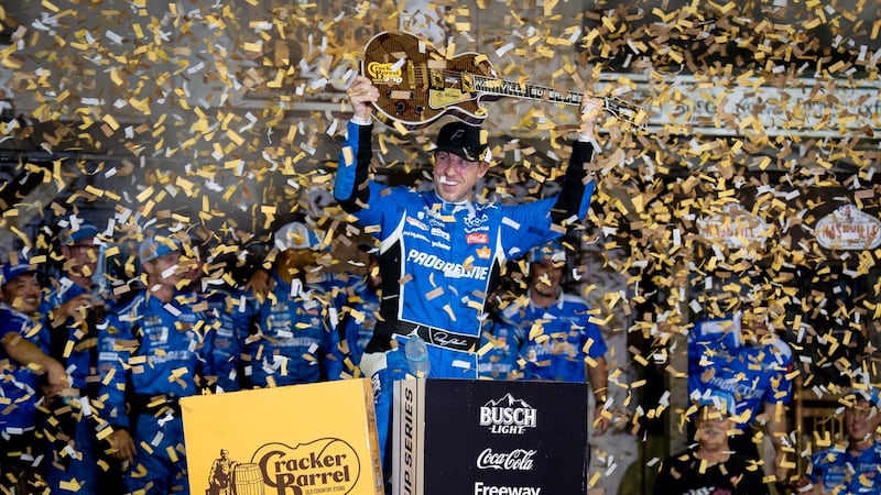 Hamlin storms back from a pole-start penalty to win at Nashville Superspeedway