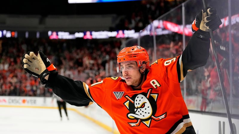 Top hockey players are cashing in on rising NHL revenues after a summer spending spree