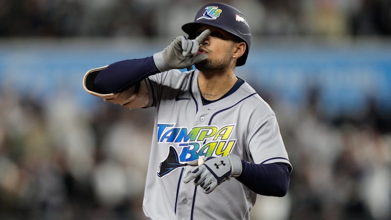 Rays beat Yankees for ALDS sweep behind Mesa homer, fan interference call