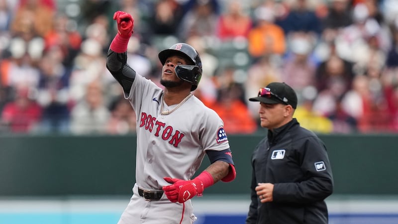 Contreras homers, Red Sox respond to Cora firing with win over Orioles
