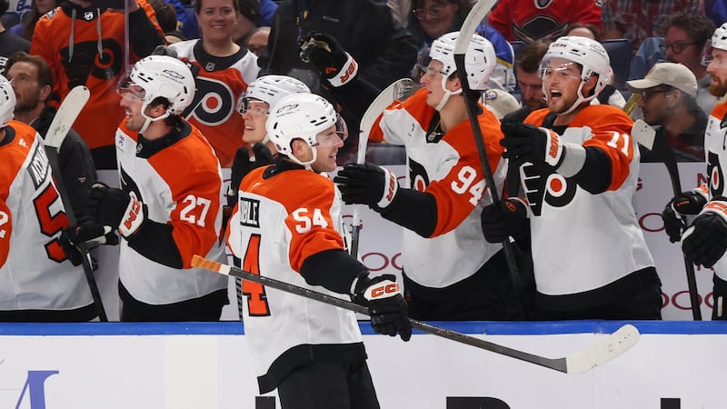 Flyers rookie Knuble scores first two career goals in victory over Sabres
