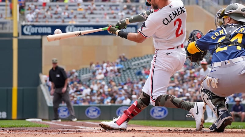Jeffers and Clemens help Twins avoid sweep, beat Brewers