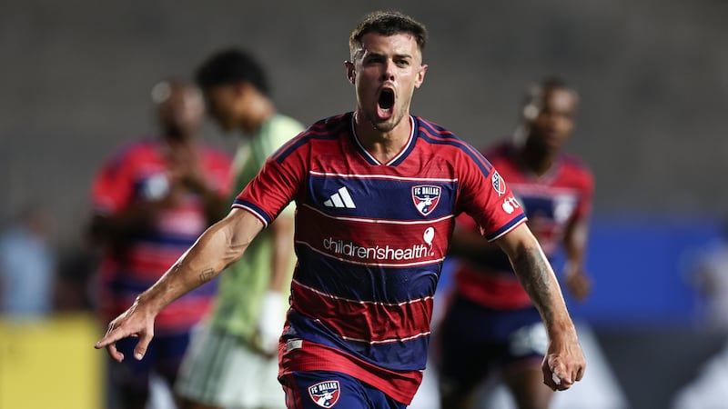 Farrington and Valiente score goals, Dallas beats Timbers for 3rd straight win