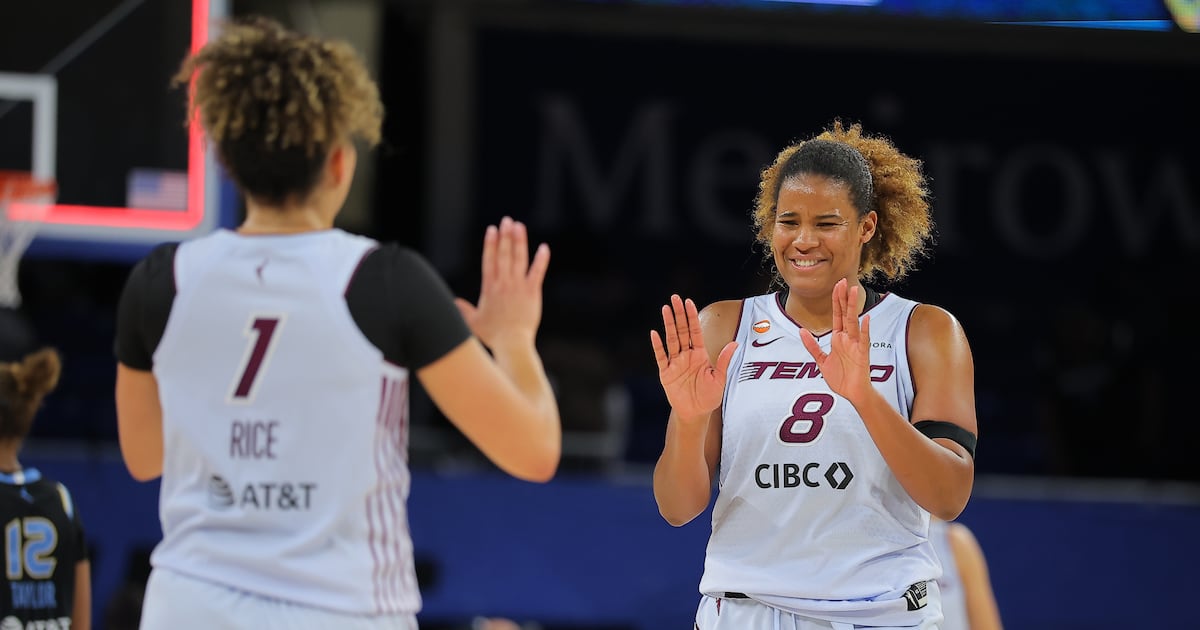 Sabally’s career night propels Tempo to road win in Chicago