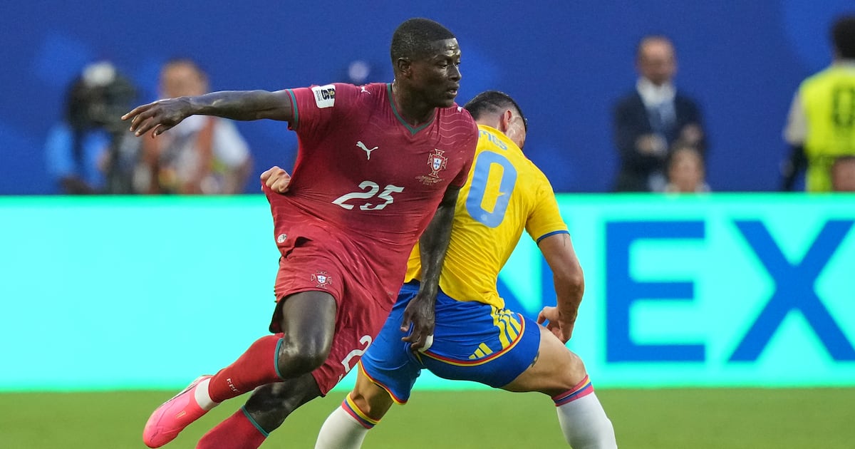 Colombia secures top spot in Group K in draw with Portugal, who also advance to knockouts