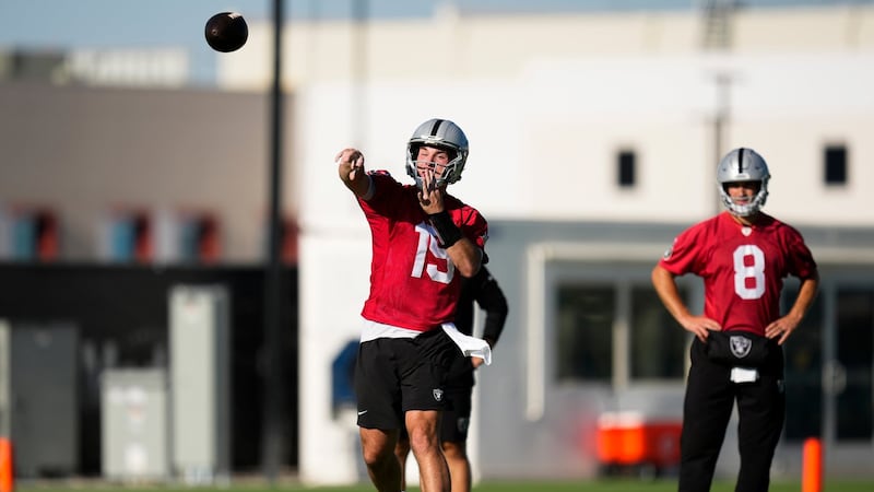 Cousin, Mendoza will both get playing time for Raiders in preseason opener