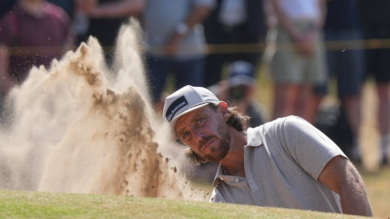 Fleetwood rallies late but Rose falters as English contingent makes sluggish start at Open Championship