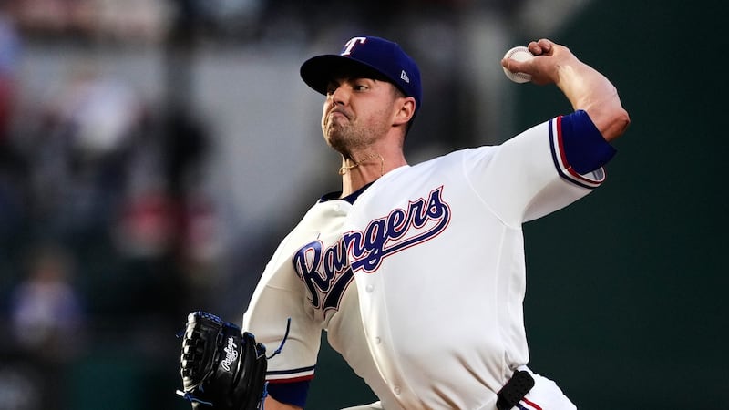 Gore works career-best 8 innings as Rangers beat Diamondbacks