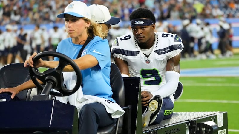 Rookie LB Clark among two major injuries for Super Bowl defending Seahawks against Titans