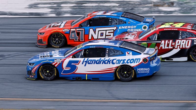 Chase leader Larson has easier path to third NASCAR title after surviving Talladega chaos
