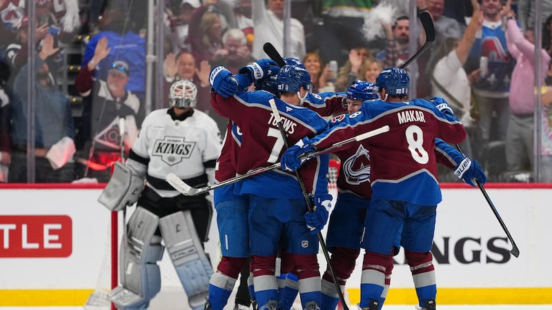 O’Connor scores first goal in more than a year as Avs beat Kings in Game 1