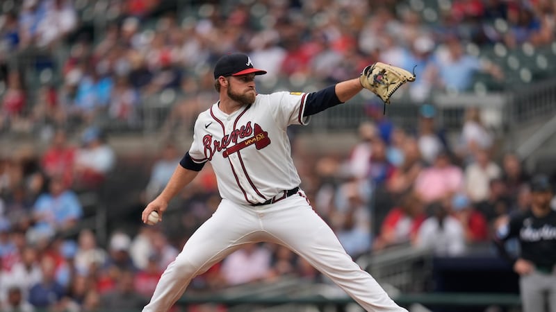 Elder leads first-place Braves over Marlins to extend winning streak to seven