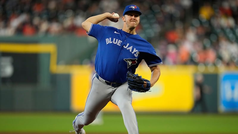 Blue Jays return to Toronto for crucial series against Red Sox