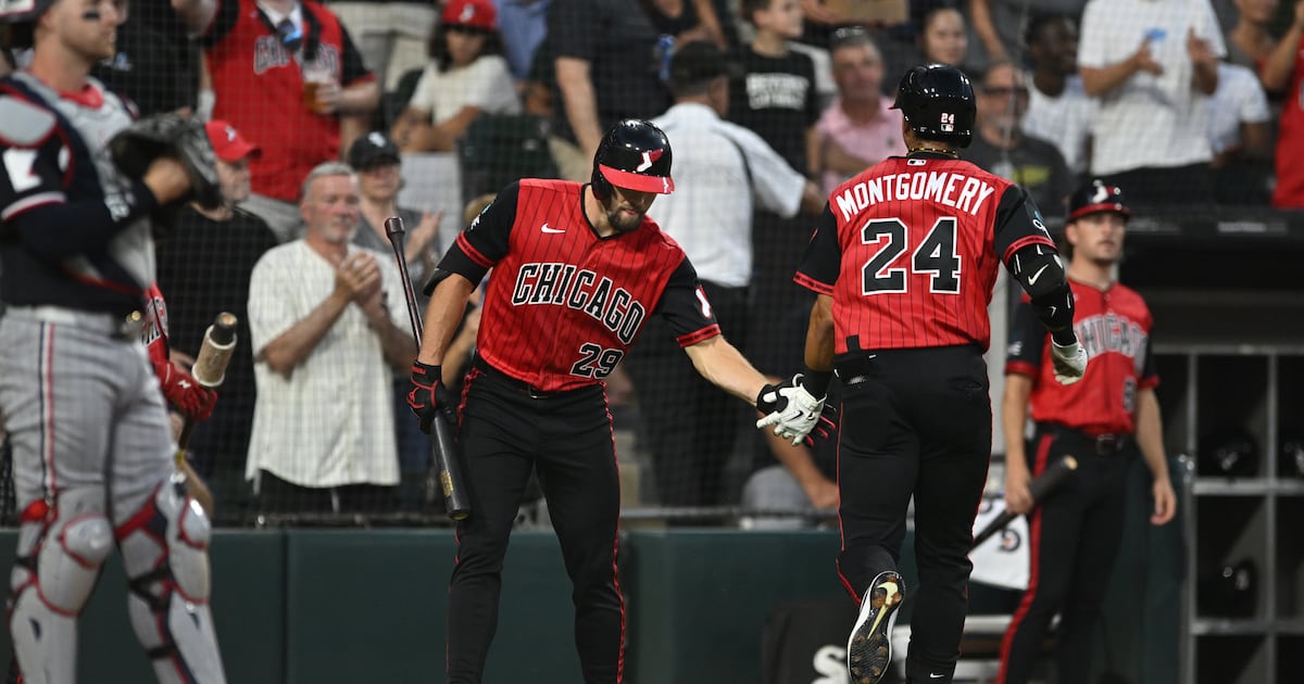 Montgomery hits two-run homer as White Sox knock off Twins