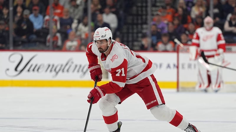 Yzerman asks Larkin’s agent to expand trade list beyond three teams