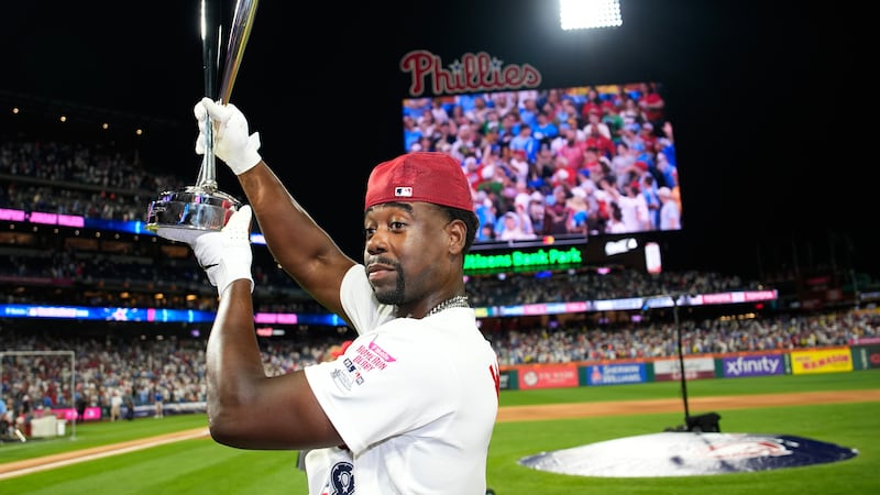 Walker homers on last six swings to win Home Run Derby