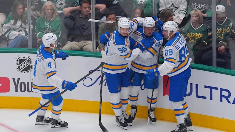 McTavish scores right away in Blues debut in opening-night win over Stars